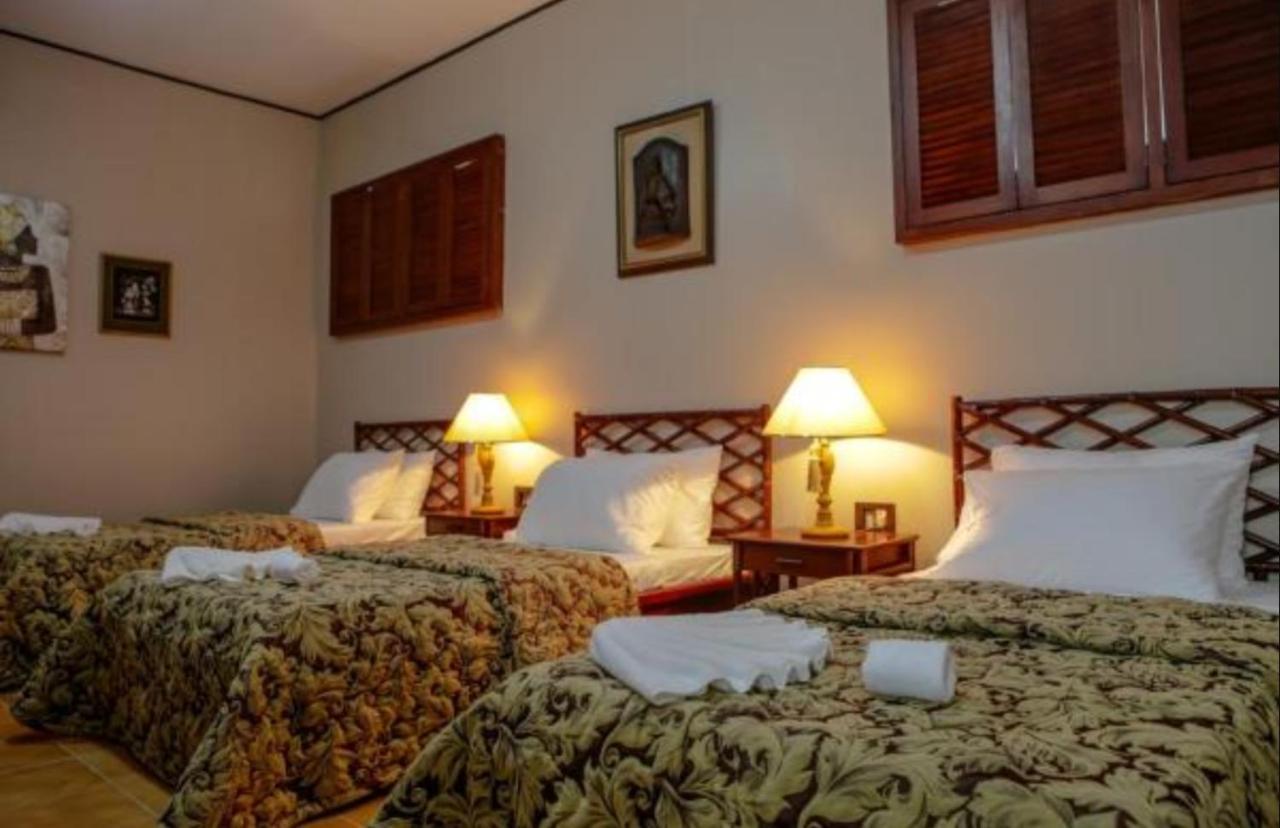 Victoria'S Haven Bed & Breakfast Dumaguete City Екстериор снимка